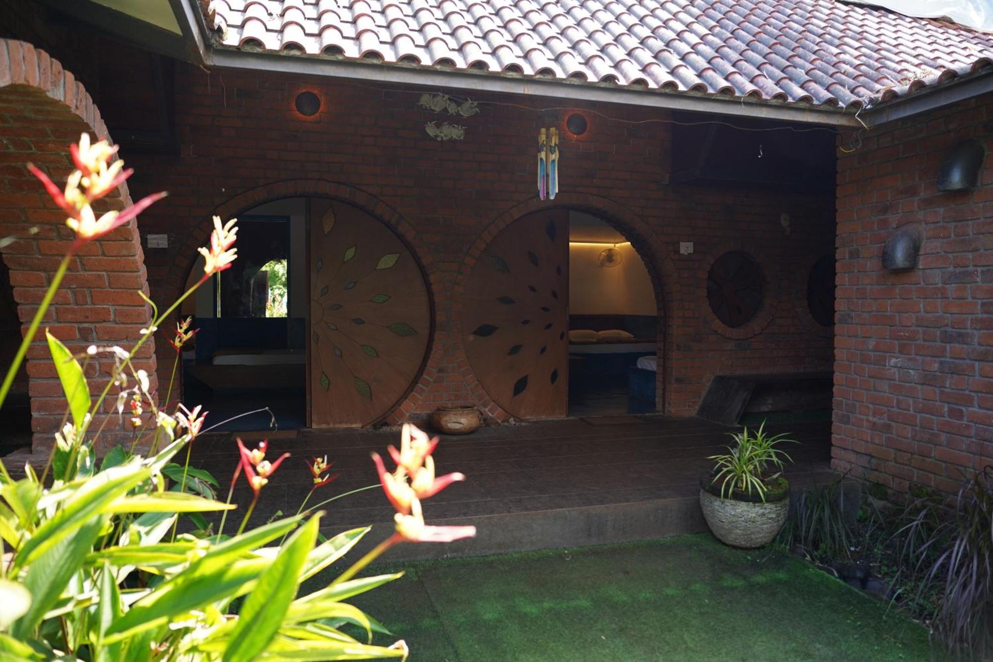 Bamboo And Bricks Resort Welhe Exterior foto